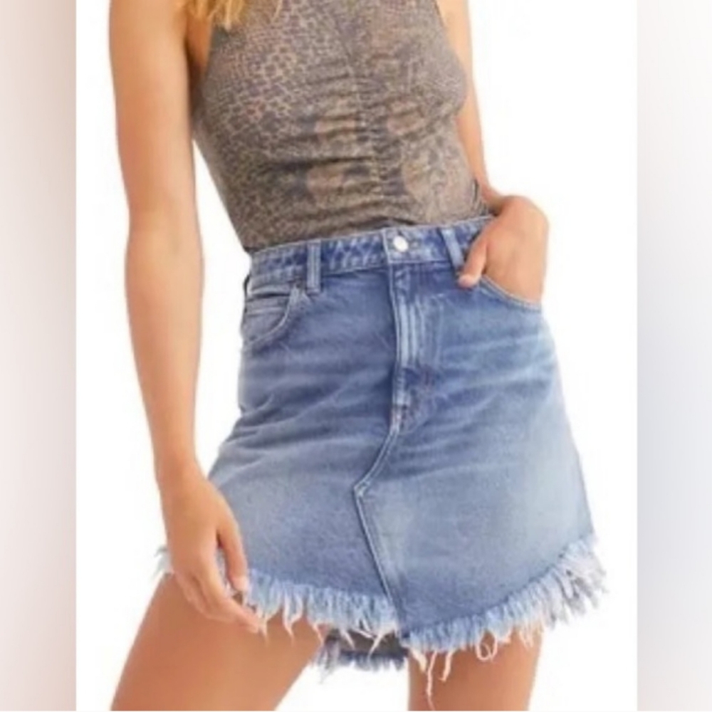 NWOT Free People Baily Asymmetrical Raw Fringe Denim Mini Skirt